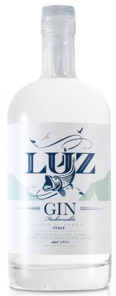 Luz Gin Fashionahle 0,7l 45% / Marzadro